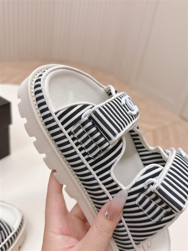 20251128184436441 280